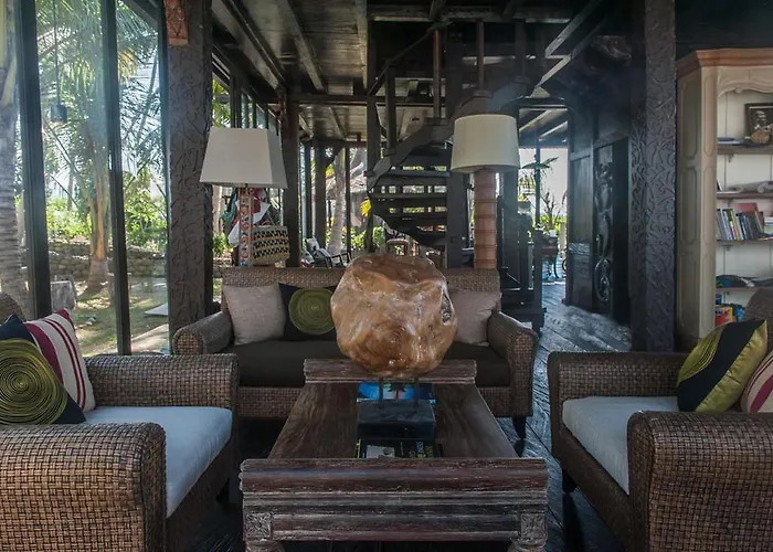 Exotic Beachfront Keong Villa Tabanan (Bali)