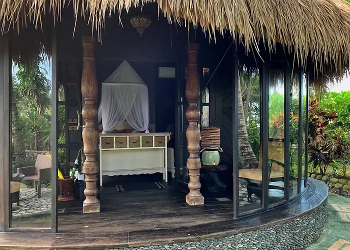 Exotic Beachfront Keong Tabanan (Bali)