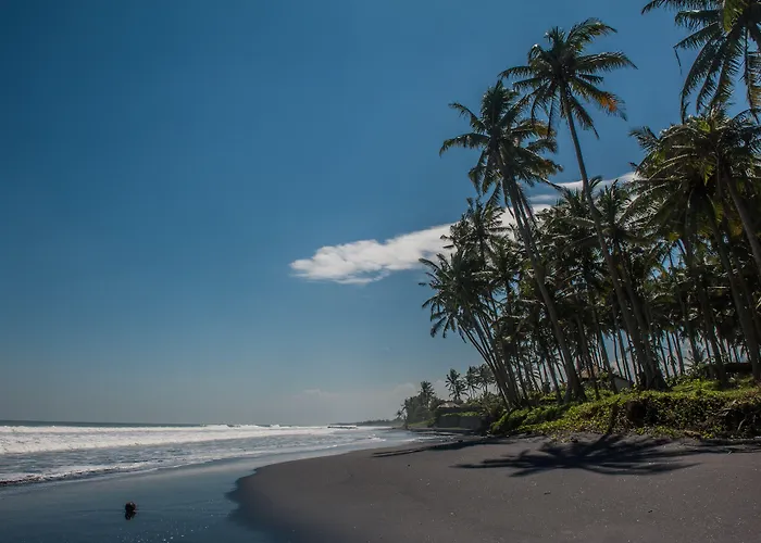 Exotic Beachfront Keong