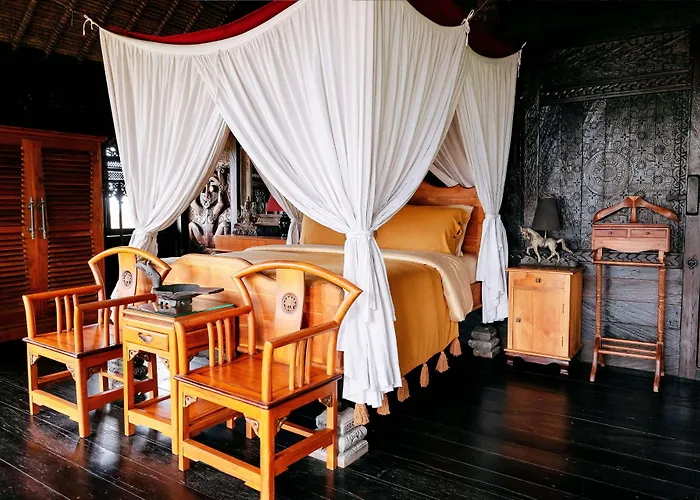 Exotic Beachfront Keong Villa
