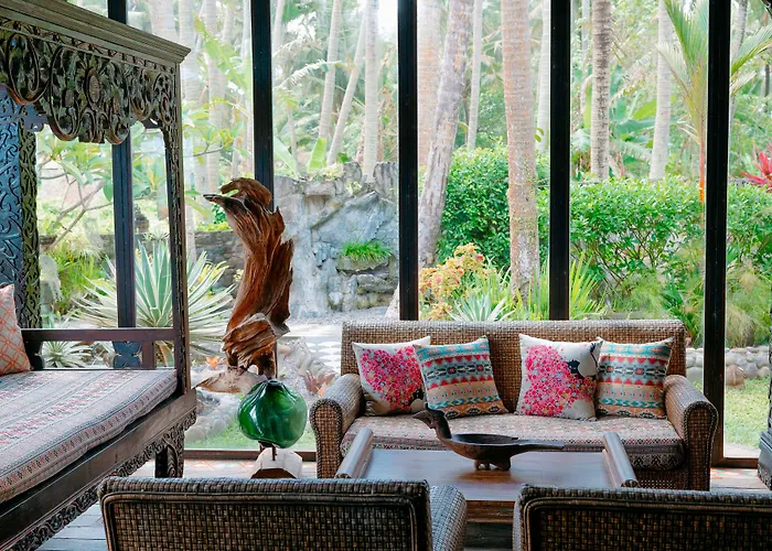 Villa Exotic Beachfront Keong