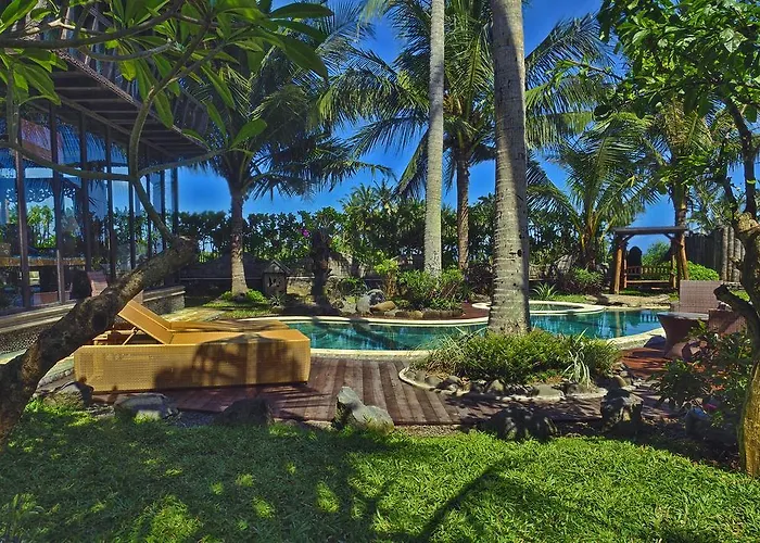 Exotic Beachfront Keong Villa