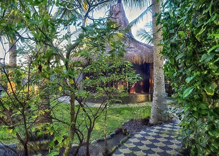 Exotic Beachfront Keong Villa